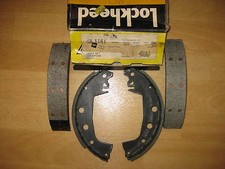 NEW FRONT BRAKE SHOES - KB1141 - FITS: RENAULT 4 & 6 & 5 MK1 (1966-84)