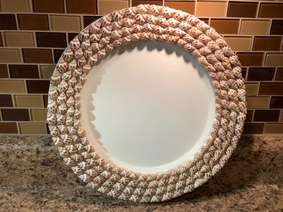 Pier 1 Imports 13" Coastal Beach Sea Life Real Shell Cargador Placa Bandeja Set (2) Foto 3 de 4