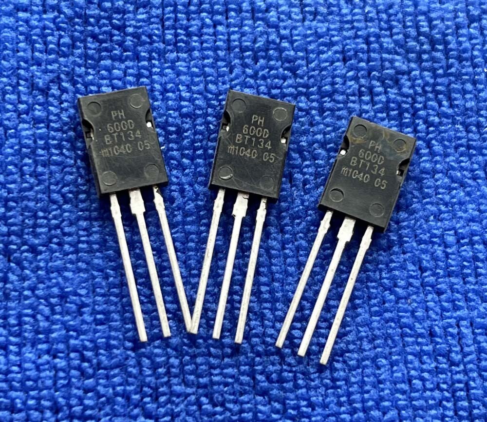 Lot De 10 Triacs BT134-600E | 600V 4A 3 Broches | Thyristor Bidirectionnel Pour Circuits De Puissance