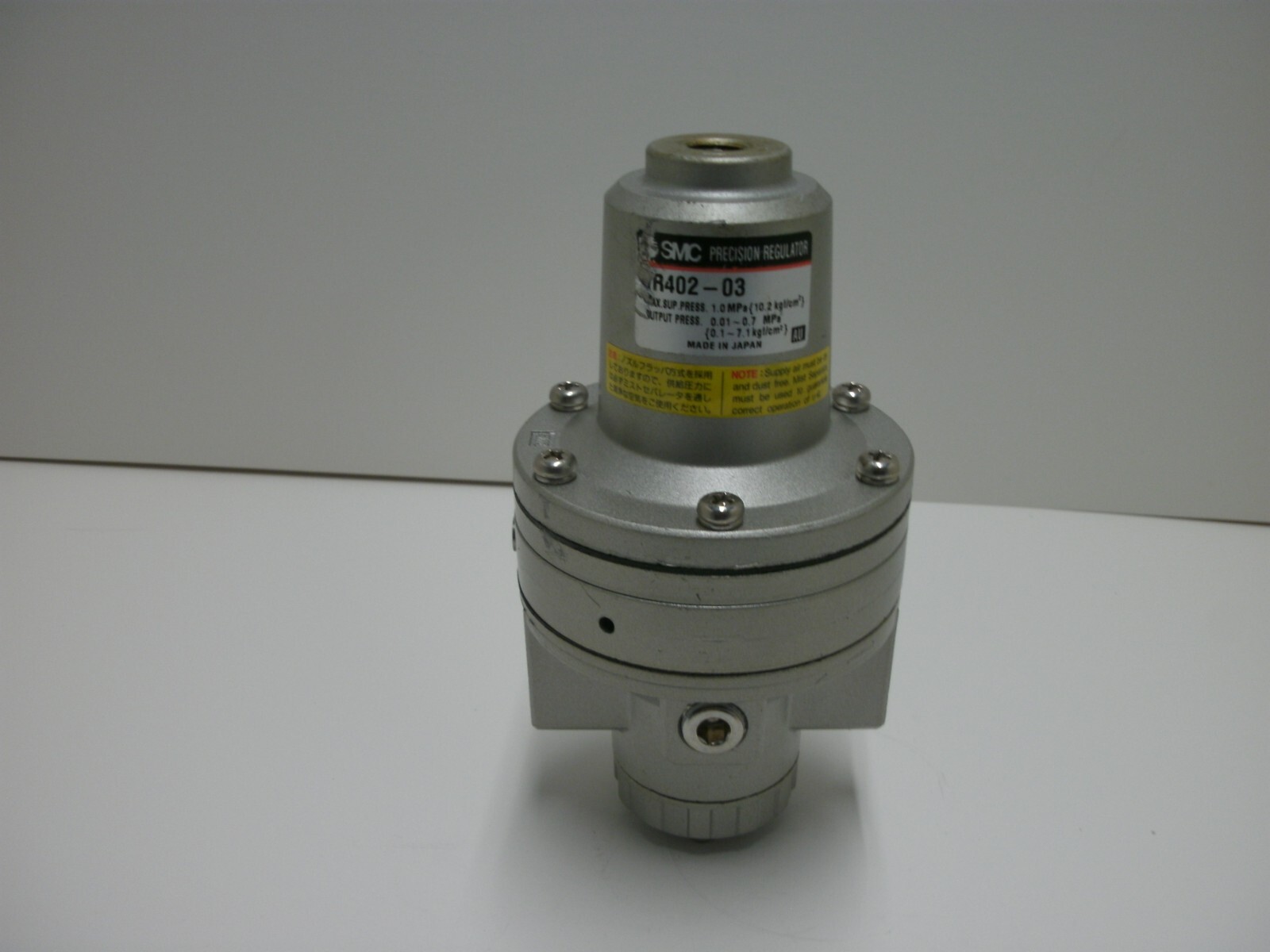 SMC IR402-03 PRECISION REGULATORS 3/8" 1.0MPa 0.01~0.7 MPa