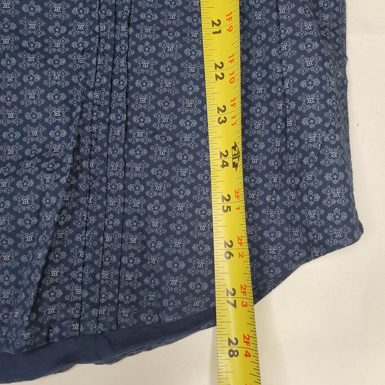 Men's Button Down long sleeve Blue  pattern contr… - image 23