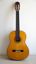 Yamaha GC22S Konzertgitarre mit Hartschalenkoffer & Zubehör Top Zustand