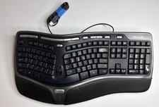 Microsoft Natural Ergonomic Keyboard 4000 v1.0 USB Wired Black