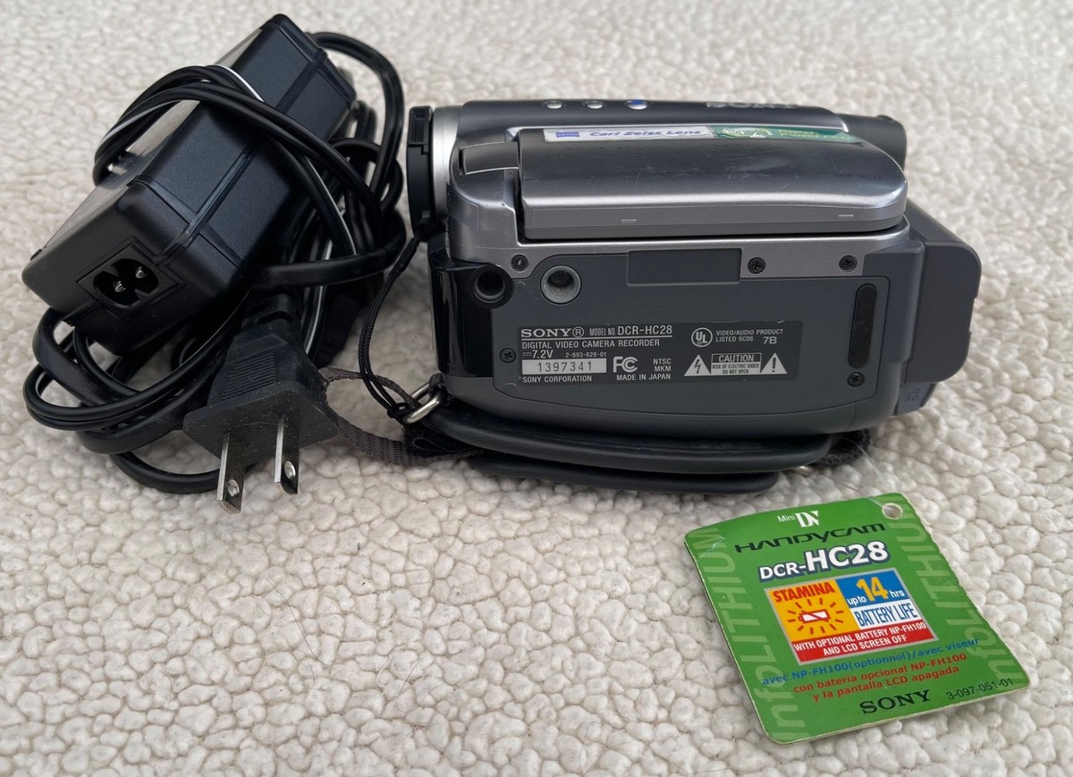 【動作確認済】SONY ソニー Handycam DCR-HC41 ミニDV SONY Handycam DCR-HC41 MiniDV Model Silver Operation