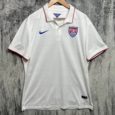 2014 FIFA World Cup Soccer Cards and Collectibles 73