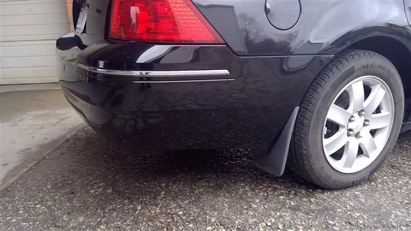 (LOCAL PICKUP ONLY) Rear Bumper Without Park Assist Fits 05-07 FIVE HUNDRED 3135 - Imagem 2 de 4