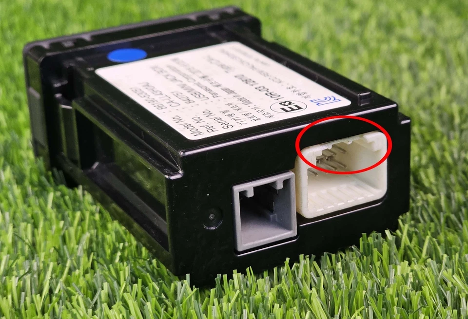 Conector auxiliar de audio USB 86190-53051: ES350 GS350 GX460 Rc350 Lexus IS250 IS350 Foto 4 de 4