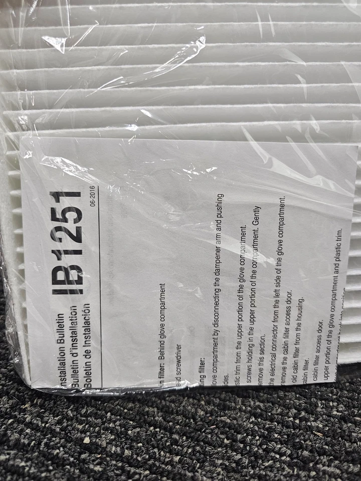 (CANTIDAD 3) Filtros de aire de cabina Airqualitee AQ1251 para automotriz blancos para Ford Foto 2 de 4