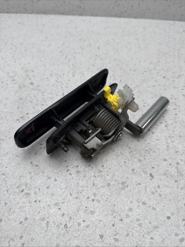 Manija de puerta Ford E150 E250 E350 1992-2004 1526600-AAA Foto 2 de 4