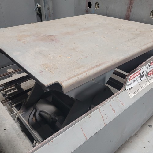Pallet Dispenser :  Heavy-Duty, Multiple Pallet Sizes - Picture 15 of 21