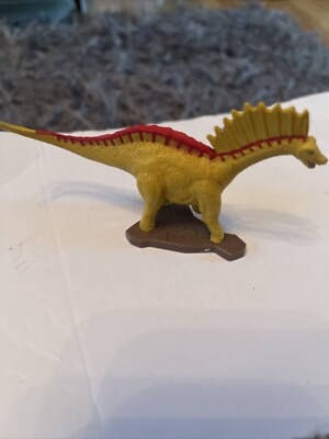Sega Playmates Amargasaurus Defend 4 Attack 7
