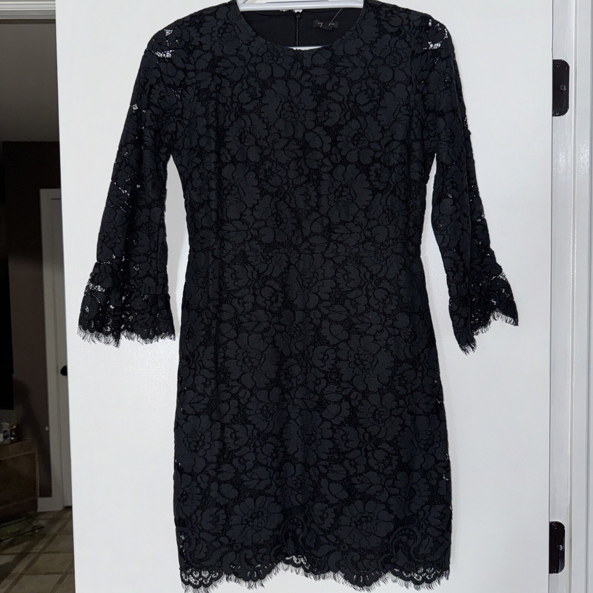 NWT Ann Taylor Black Lace Fluted Sleeve Flare Dress Size 2p