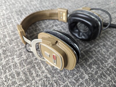 Ecouteurs intra-auriculaires stéréo Pathfinder, Noir KOSS Pas Cher