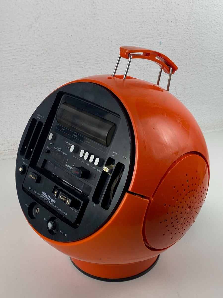 Vintage Weltron 2004 AM/FM Radio & Cassette Recorder - 1970s Space