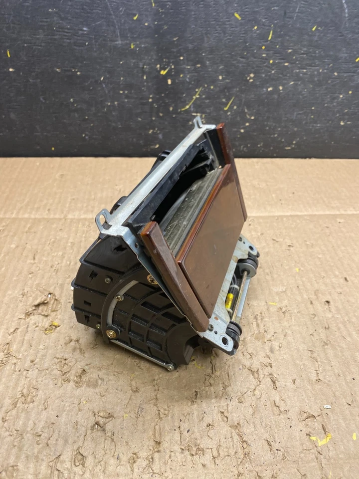 1992 年至 1996 年雷克萨斯 ES300 下中心仪表板双杯架托盘 V1753 DG — 第 3/4 张图片