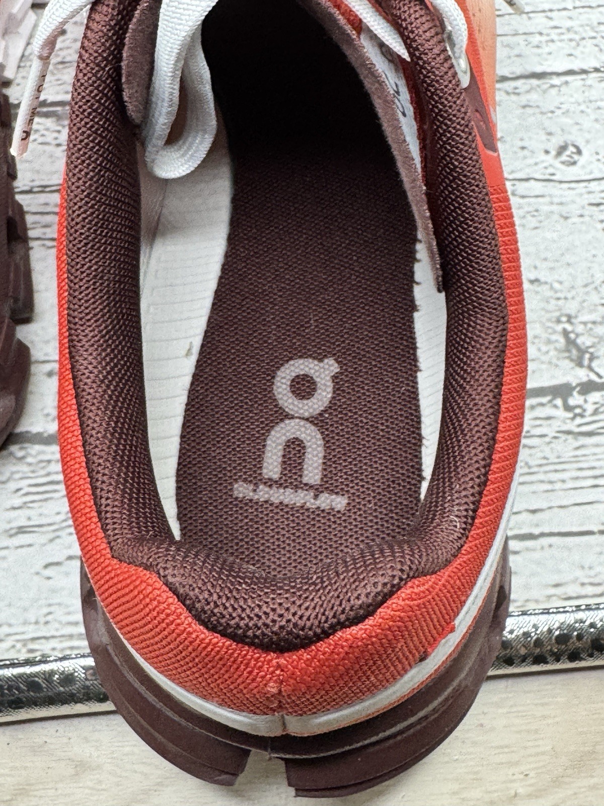 ON CLOUD On Running Cloudflow Red White  Lace Up … - image 7