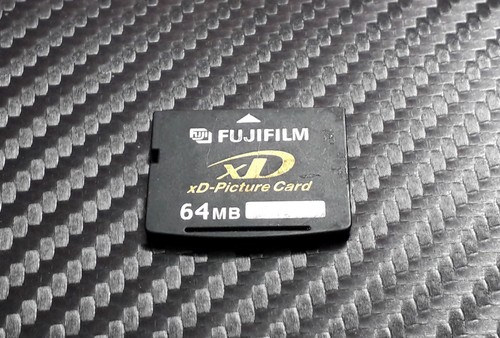FUJI FUJIFILM 64MB XD KARTE DIGITALKAMERA SPEICHERKARTE VOLL FUNKTIONSFÄHIG