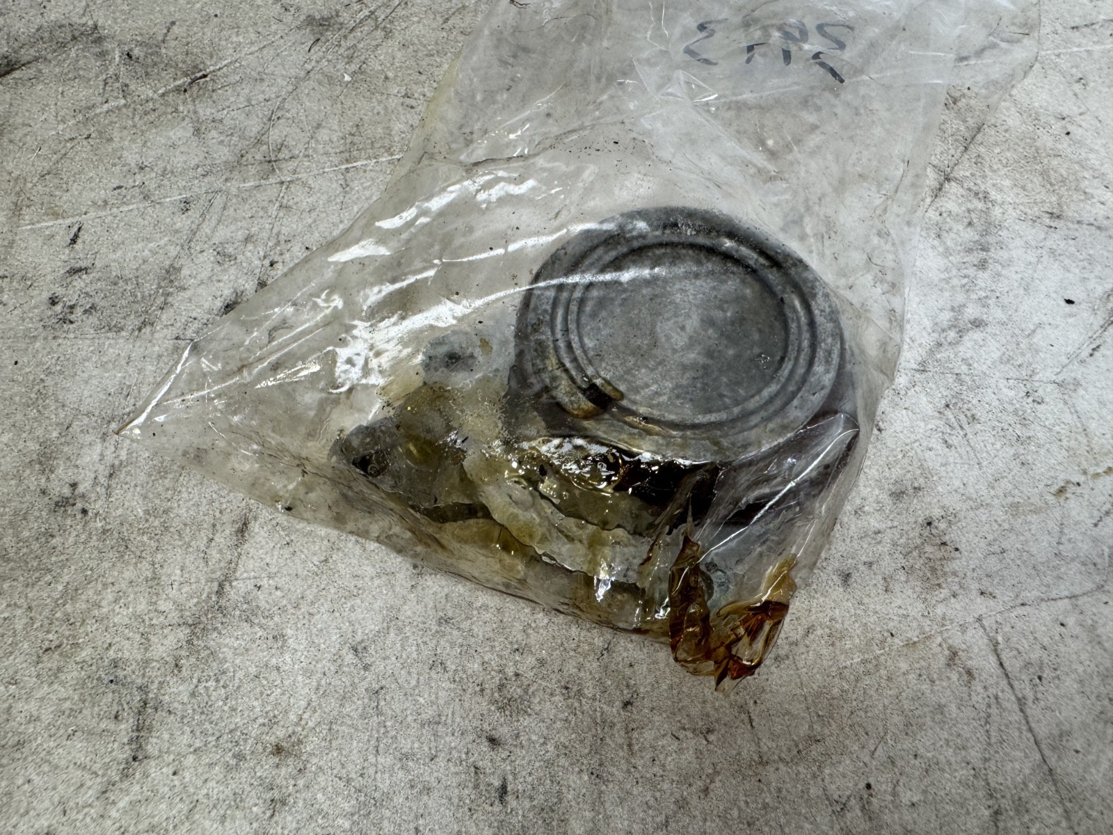 1999 FERRARI F355 CONVERTIBLE OEM U.S. LHD ENGINE COVER SEAL