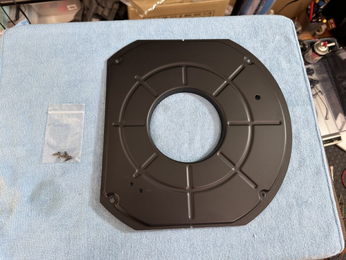 Technics SL-1700 Vintage Turntable parts Original  The cover beneath the platter