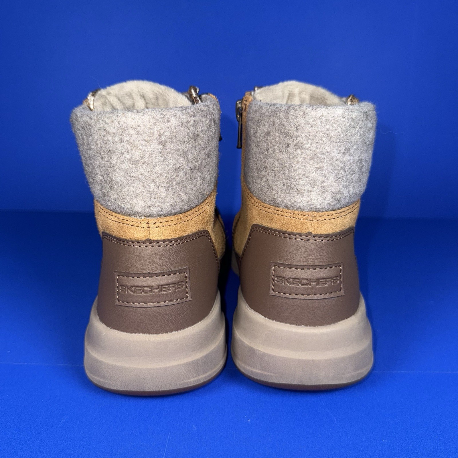 Skechers On The Go Ultra Glacial Woodland Women Boots 6 Brown Suede Winter Shoes