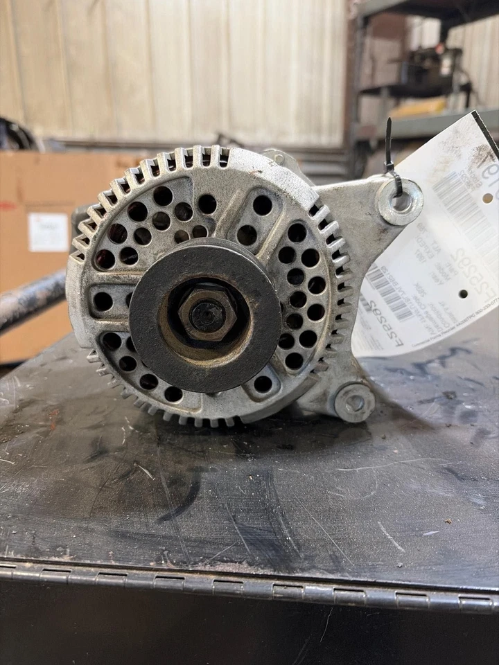 Alternador usado compatible con: Ford Expedition 1997 110-130 amperios grado C Foto 2 de 4