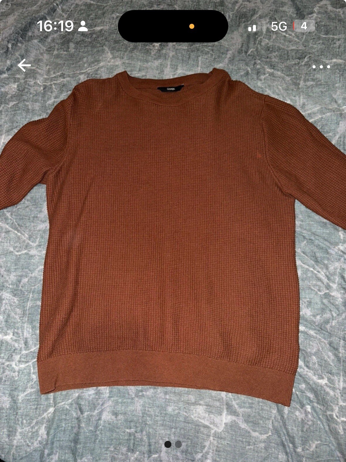Picture 1 of 2