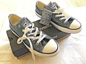 white converse size 2.5