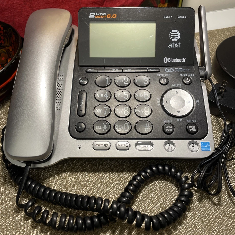AT&T TL86109 DECT 6.0 Digital 2-Line Corded Phone W Digital Answering System EUC - Image 2 of 4