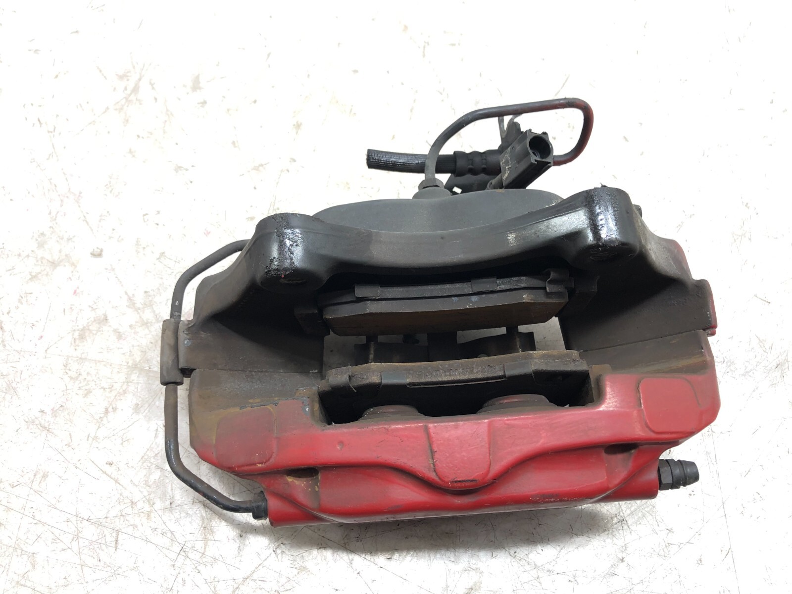 2014-2019 MASERATI GHIBLI SQ4 AWD LEFT DRIVER REAR BRAKE CALIPER OEM BREMBO.