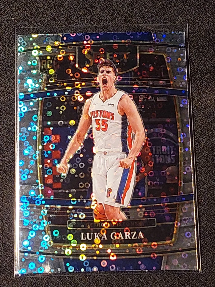 Select Basketball 2021-22 Luka Garza #22 Rookie Concourse Fast Break - Bild 1 von 1