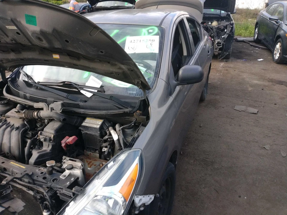 2015 Nissan Versa Air Cleaner Assembly OEM 1.6L Used 141K Miles Grey - Imagem 3 de 4