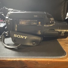 Sony Handycam Video 8 Non Reflex Camcorder Black with Charger Solidex Bag
