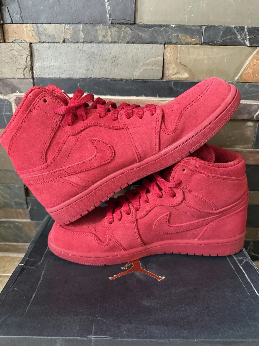 Preços baixos em Jordan 1 Retro High Red Suede | eBay