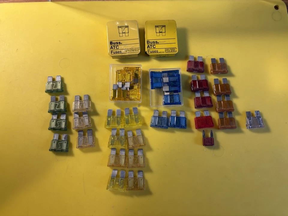 35 BUSS ATC FUSES 3A-30A NEW NEVER USED OPEN PACKAGE LOT-35 - Image 2 of 4