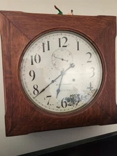 Seth Thomas 30 day Oak complete Hudson Wall Clock + key, recent service RUNS