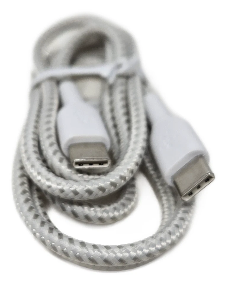 Cable Belkin USB-C, cable de carga trenzado Boost USB-C a USB-C, 1m/3,3 pies, blanco Foto 3 de 3