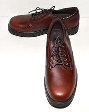 Deer Stags Brentwood Brown Leather Comfort Oxfords Shoes Mens 9.5M NWOB