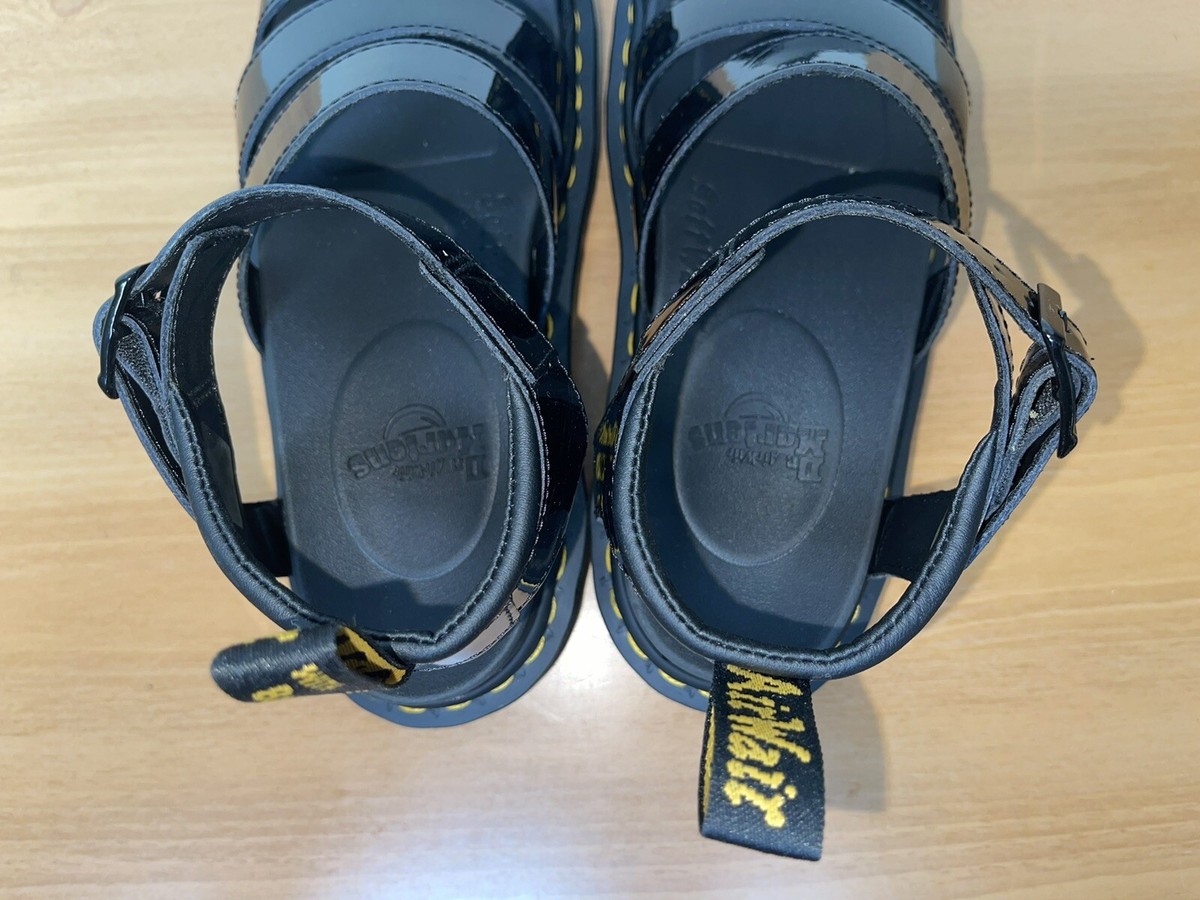 靴 Dr.Martens BLAIRE BLACK Amazon.com | Dr. Martens Women's Blaire Fisherman Sandal