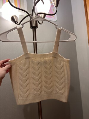 crop top sweater, crème color, knitted thick material, size small