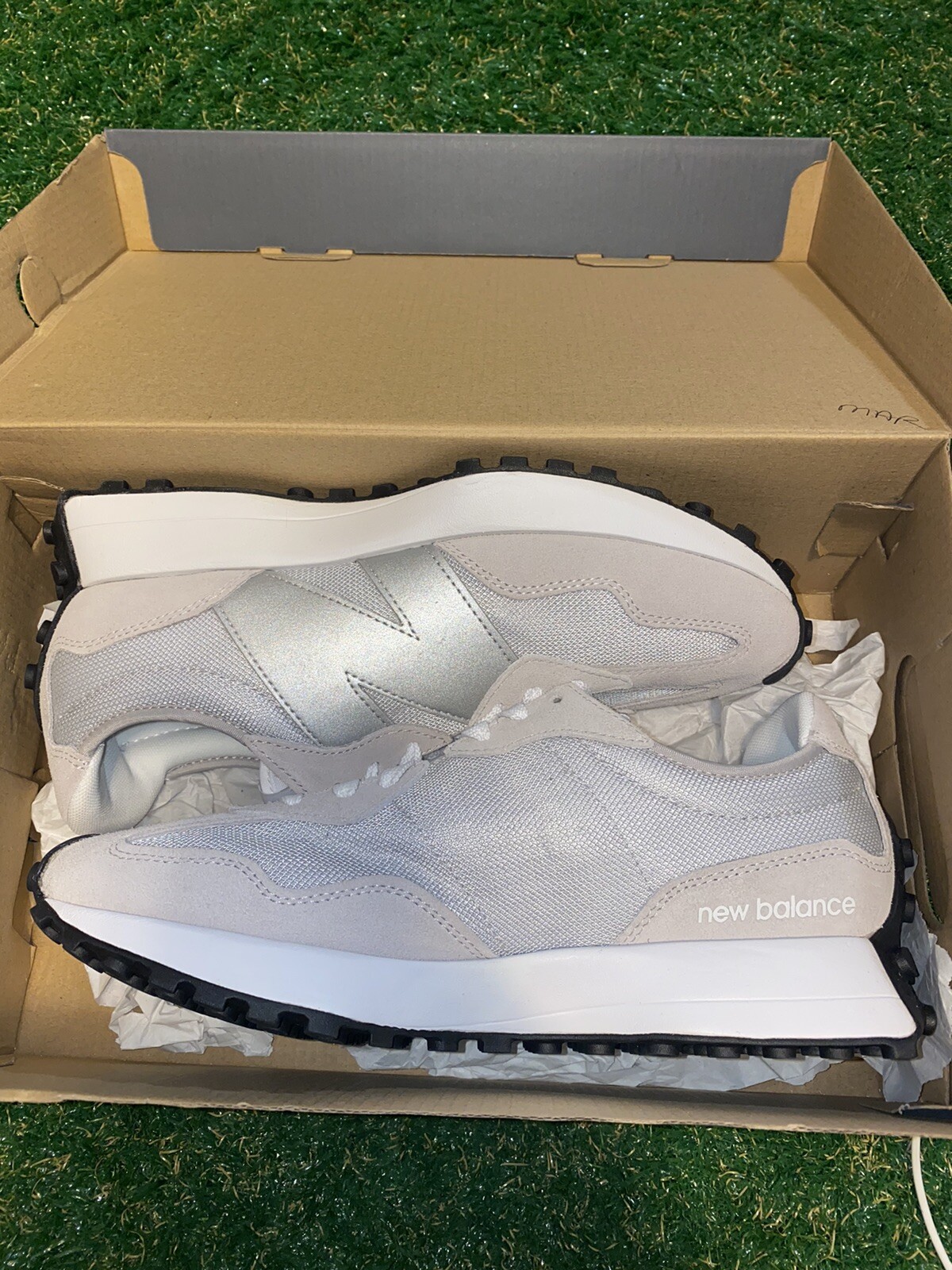New Balance 327 MS327MA1 'Rain Cloud Metallic Silver' Men's Size 9, UK 8.5  BNIB | eBay