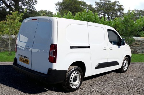 2022 Vauxhall Combo DYNAMIC L2 Turbo D 2300 AUTOMATIC 130 PS LWB 1.5 With Air Co - Picture 18 of 19