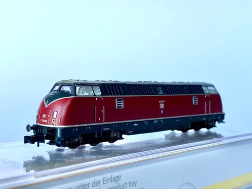 Minitrix 12454 Diesellok V300 001, NEUWERTIG, OVP