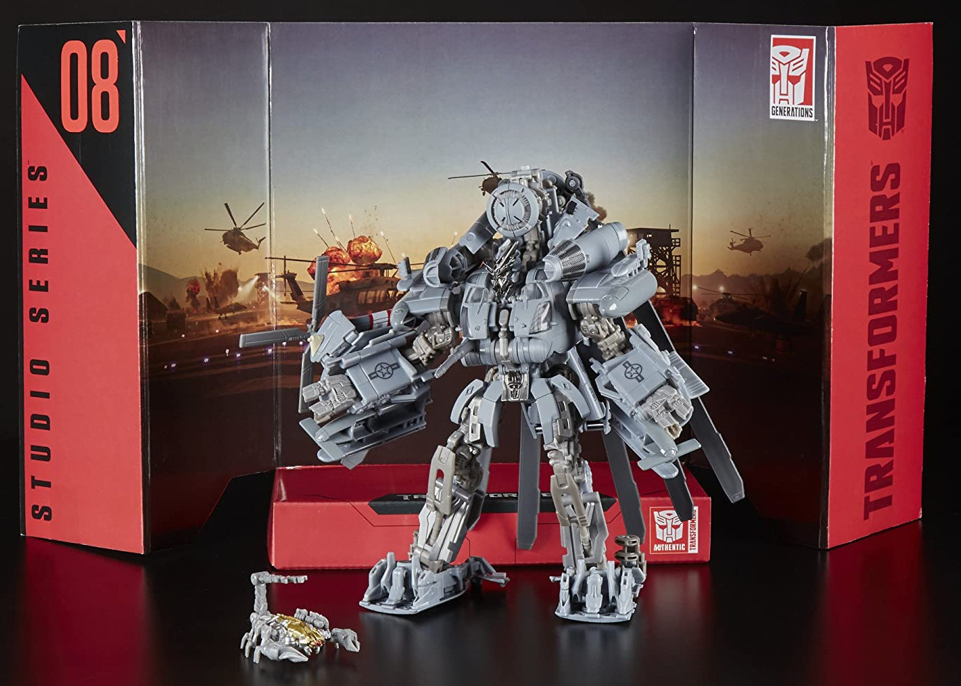 08 Blackout Leader Class | Transformers Studio Series | Hasbro