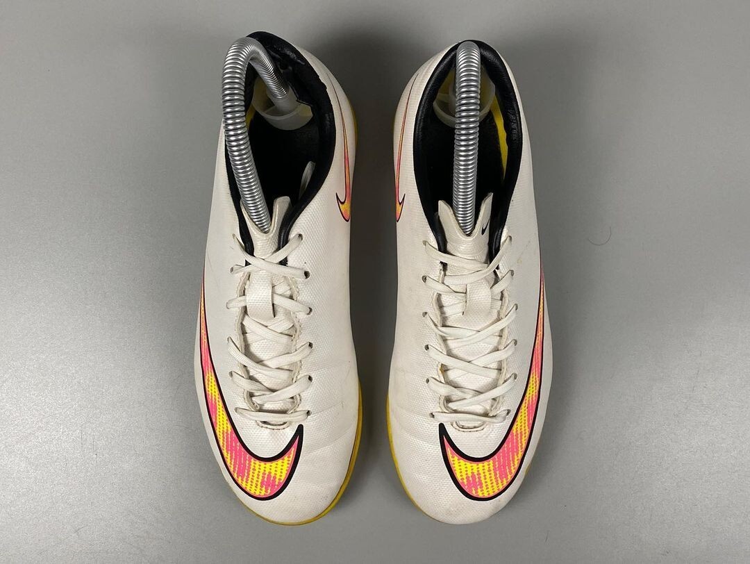 Nike Mercurial サッカーシューズ ホワイト/ゴールド Amazon.com | Nike Men's Soccer Football Boots, Lemonade