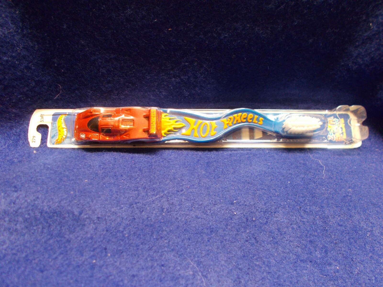 Hot Wheels Kids Toothbrush Zooth Brush Blue With Red Car NEW in Package