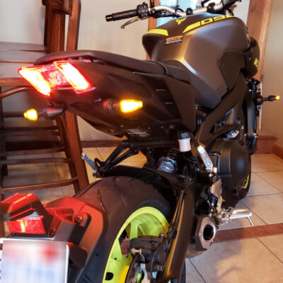 Amber Smoke LED Turn Signal Lights For Suzuki DRZ400SM DR650SE – Universal 14-LED Pair