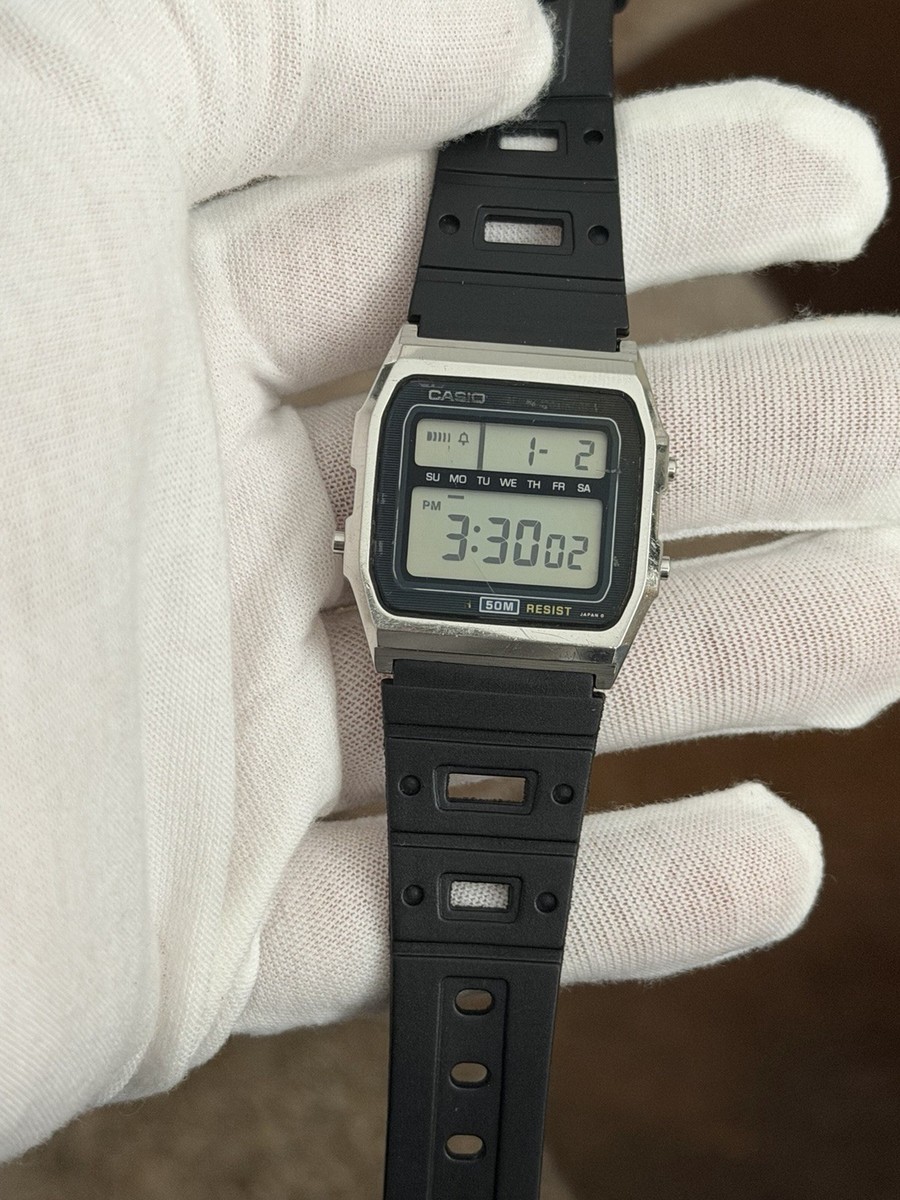 Vintage 1983 CASIO Digital WS-77 Quartz Japense Watch for sale