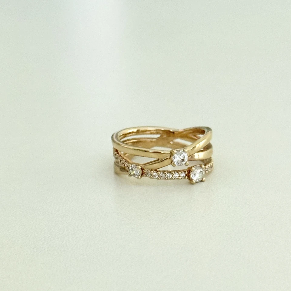 Pandora Brillante Triple Banda Transparente Circonita cúbica Chapado en Oro Rosa Brillante Anillo Talla 6 Foto 2 de 4