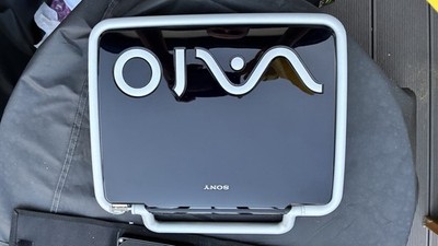 Sony Vaio PCG-QR1 Defective, partially disassembled, for parts only