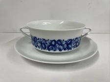Thomas Rosenthal Blue Floral- 1 x Soup Coupe  & Stand
